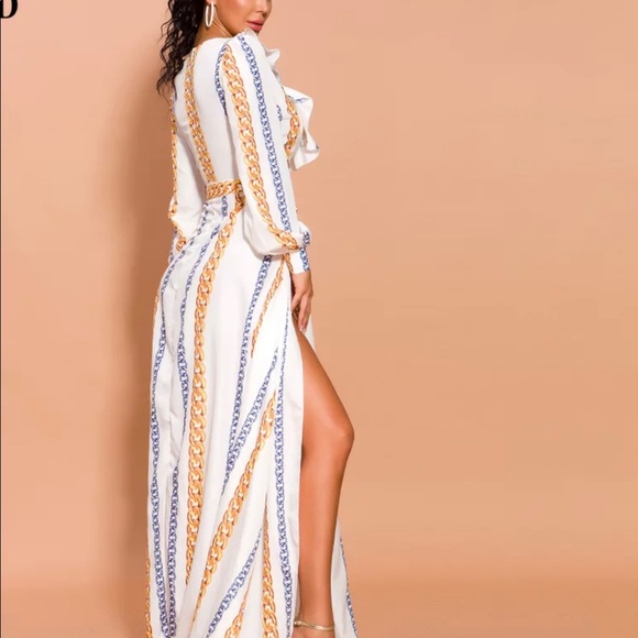 NWT long sleeves chain print dress - Picture 2 of 3